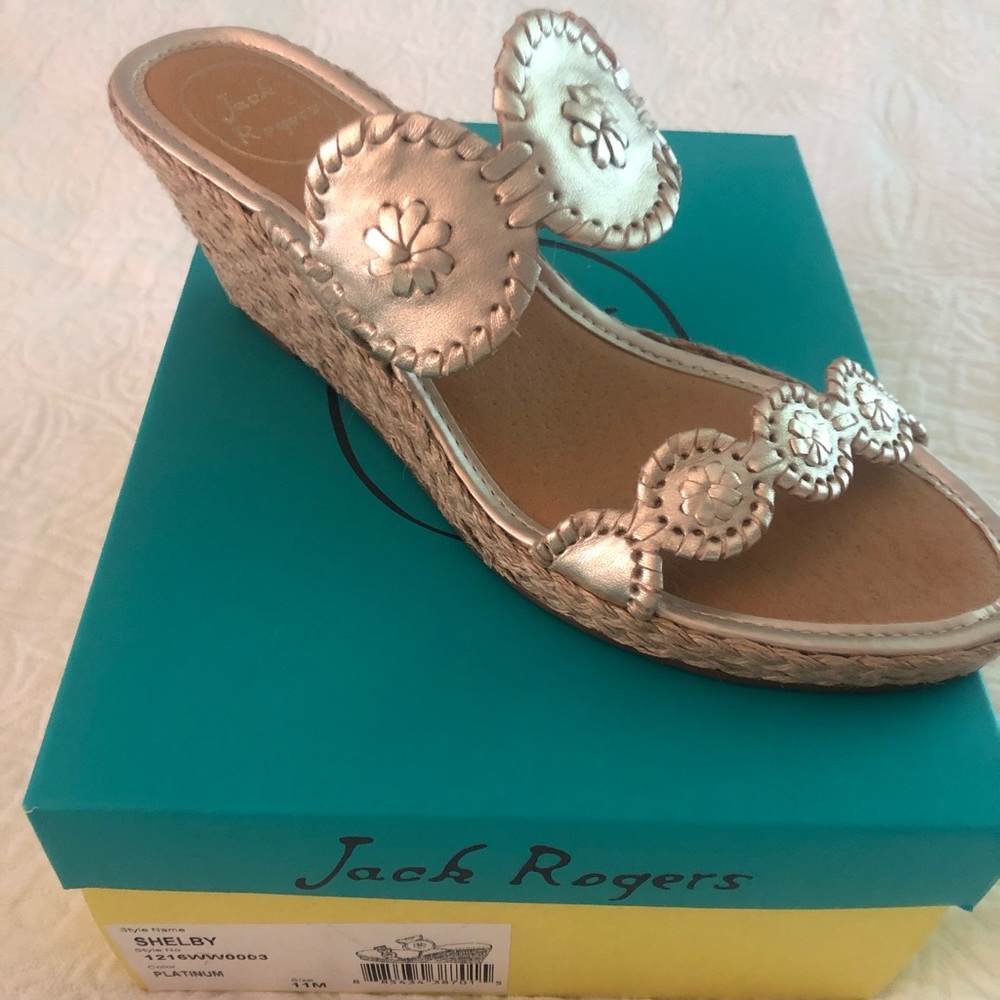 NWT Jack Rogers Shelby in Platinum